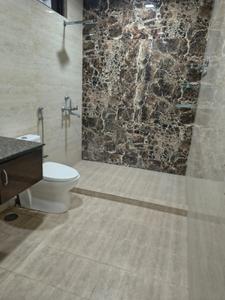 Bathroom Image of 1500 Sq.ft 1 BHK Builder Floor for rent in  Ravindra Vihar, Indira Nagar Lucknow for Rs. 15000