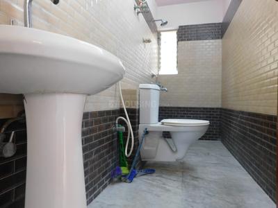 Bathroom Image of 1100 Sq.ft 2 BHK Apartment / Flat for rent in Bansdroni Kolkata for Rs. 30000