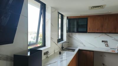 Kitchen Image of 4800 Sq.ft 4 BHK Apartment / Flat for rent in Maradu Kochi for Rs. 200000