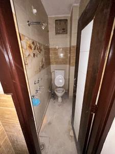 Bathroom Image of 500 Sq.ft 1 BHK Builder Floor for rent in Uttam Nagar New Delhi for Rs. 9999