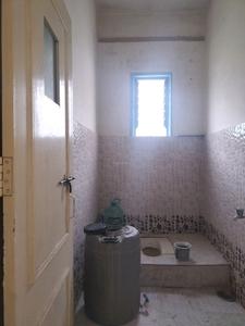 Common Bathroom Image of 300 Sq.ft 1 RK Independent House for rent in Warje Pune for Rs. 7000