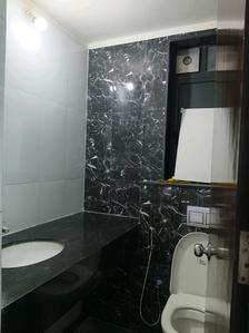 Common Bathroom Image of 1400 Sq.ft 3 BHK Apartment / Flat for sale in Lodha Palava Trinity A To C, Palava Phase 2 Thane for Rs. 14000000