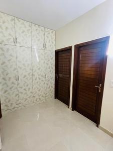 Bedroom Image of 900 Sq.ft 4 BHK Independent House for sale in JLPL Industrial Area Mohali for Rs. 26000000