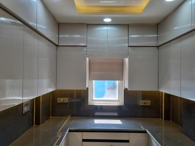 Kitchen Image of 900 Sq.ft 3 BHK Apartment / Flat for sale in Goyal Apartment, Najafgarh New Delhi for Rs. 9000000