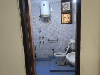 Image of 1300 Sq.ft 2 BHK Apartment / Flat for rent in Jai Maa Apartment, Sector 5 Dwarka, New Delhi for Rs. 38000