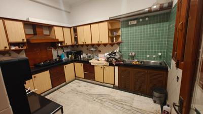 Kitchen Image of 2500 Sq.ft 3 BHK Builder Floor for rent in Sector 31 Noida for Rs. 52000