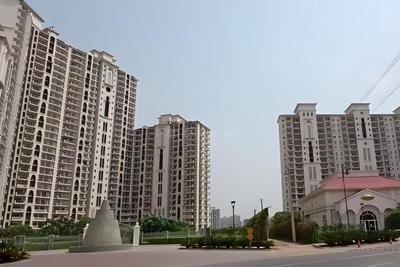 Image of 1720 Sq.ft 3 BHK Apartment / Flat for sale in DLF Regal Gardens, Sector 90, Gurgaon for Rs. 23000000