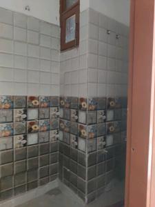 Common Bathroom Image of 750 Sq.ft 2 BHK Builder Floor for sale in DLF Ankur Vihar Ghaziabad for Rs. 2132020