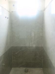 Common Bathroom Image of 1305 Sq.ft 2 BHK Apartment / Flat for sale in Manikonda Hyderabad for Rs. 9000000