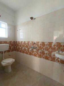 Bathroom Image of 800 Sq.ft 2 BHK Apartment / Flat for sale in Behala Kolkata for Rs. 4100000