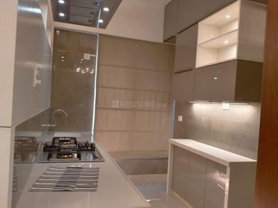 Bathroom Image of 750 Sq.ft 2 BHK Apartment / Flat for sale in Meru Codename BKC, Kurla West Mumbai for Rs. 18000000