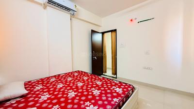 Bedroom Image of 940 Sq.ft 2 BHK Apartment / Flat for rent in Palasia Indore for Rs. 30000