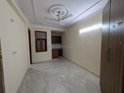 Hall Image of 411 Sq.ft 1 RK Builder Floor for rent in Freedom Fighters Enclave New Delhi for Rs. 11000
