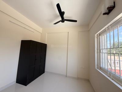 Bedroom Image of 1600 Sq.ft 3 BHK Apartment / Flat for rent in Kammanahalli Bengaluru for Rs. 50000