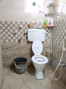 Common Bathroom Image of 750 Sq.ft 2 BHK Apartment / Flat for rent in Garia, Sonarpur Kolkata for Rs. 17500