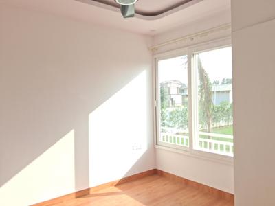 Bedroom Image of 1500 Sq.ft 3 BHK Villa for sale in Dkrrish Green Beauty Farms, Kidawali Noida for Rs. 8500000