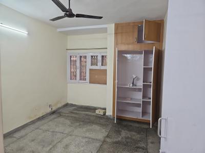 Bedroom Image of 2100 Sq.ft 3 BHK Apartment / Flat for sale in Swaraj Homes Pocket C RWA Sarita Vihar, Sarita Vihar New Delhi for Rs. 30500000