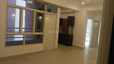Living Room Image of 950 Sq.ft 2 BHK Apartment / Flat for sale in Supertech Livingston, Crossings Republik Ghaziabad for Rs. 7500000