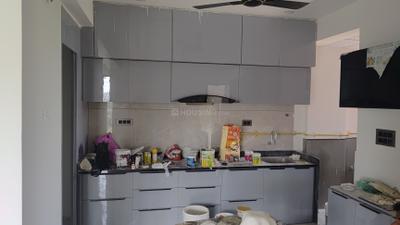 Kitchen Image of 1800 Sq.ft 3 BHK Apartment / Flat for rent in Science City Ahmedabad for Rs. 39000