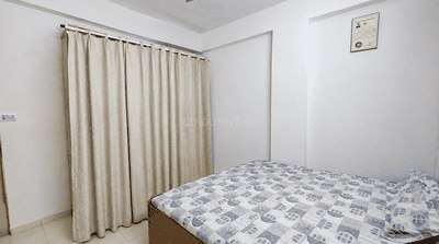 Bedroom Image of 900 Sq.ft 2 BHK Apartment / Flat for sale in Smita Apartment, Shyamal Ahmedabad for Rs. 4900000