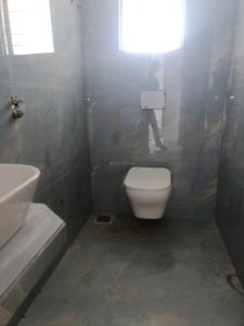 Common Bathroom Image of 2510 Sq.ft 4 BHK Apartment / Flat for sale in Avenue Hills, Kharghar Navi Mumbai for Rs. 40000000
