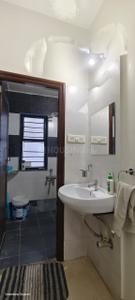 Image of 1180 Sq.ft 2 BHK Apartment / Flat for rent in New Alkapuri, Vadodara for Rs. 23000