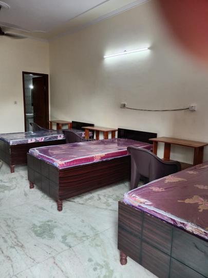 Bedroom Image of Shivaya pg in Sector 62, Noida