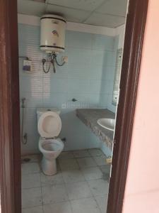 Bathroom Image of 1890 Sq.ft 3 BHK Apartment / Flat for sale in Aarcity Krishna Apra Sapphire, Indirapuram Ghaziabad for Rs. 24000000
