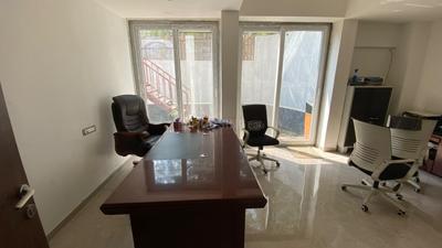 Study Room Image of 6043 Sq.ft 6 BHK Villa for sale in Niche Majestic Villas, Mohammed Wadi Pune for Rs. 50000000