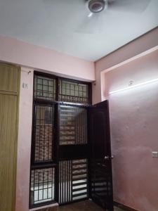 Bedroom Image of 1377 Sq.ft 2.5 BHK Builder Floor for rent in Aditya White Cottage, Bamheta Village Ghaziabad for Rs. 17000
