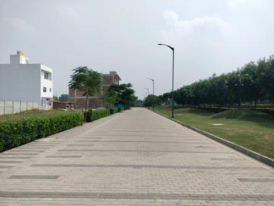Image of 1260 Sq.ft Residential Plot / Land for sale in BPTP District 6 Block L, Sector 84, Faridabad for Rs. 24500000