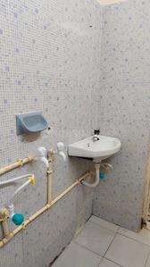 Bathroom Image of 490 Sq.ft 1 BHK Apartment / Flat for rent in Begumpet Hyderabad for Rs. 23000