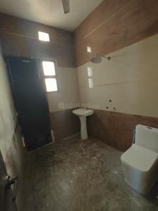 Bathroom Image of 4800 Sq.ft 5 BHK Independent House for rent in Channi Himmat Jammu for Rs. 74999
