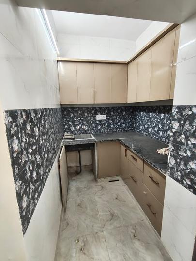 Poorvi Pitampura, Pitampura Kitchen 1