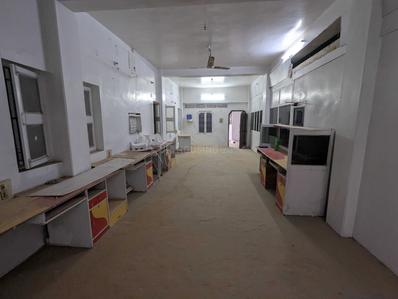 Image of 1300 Sq.ft 4 BHK Builder Floor for rent in Wazidpur, Jaunpur for Rs. 21000
