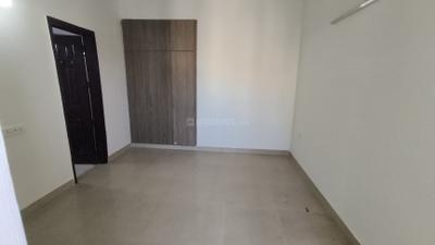 Bedroom Image of 1685 Sq.ft 3 BHK Apartment / Flat for sale in Paramount Floraville, Sector 137 Noida for Rs. 21000000