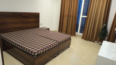 Bedroom Image of 2700 Sq.ft 4 BHK Builder Floor for rent in Sector 43 Gurgaon for Rs. 90000