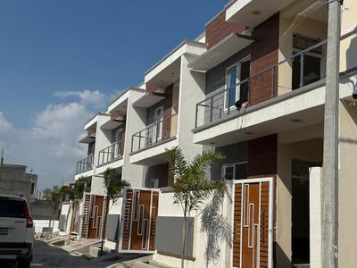 Image of 1750 Sq.ft 3 BHK Duplex for sale in Dharni Defence Paradise, Amausi, Lucknow for Rs. 7350000