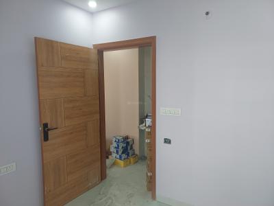 Bedroom Image of 350 Sq.ft 1 BHK Builder Floor for rent in Pochanpur Colony New Delhi for Rs. 15000