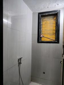 Common Bathroom Image of 530 Sq.ft 1 BHK Apartment / Flat for rent in Bhoomi Acres, Hiranandani Estate Thane for Rs. 18000