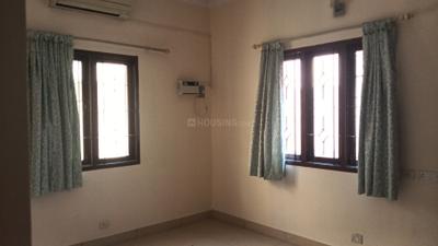 Bedroom Image of 4001 Sq.ft 7 BHK Independent House for sale in Kottivakkam Chennai for Rs. 42600000