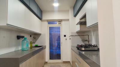 Kitchen Image of 1350 Sq.ft 3 BHK Apartment / Flat for rent in Godrej The Trees, Vikhroli East Mumbai for Rs. 190000
