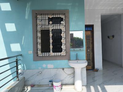 Image of 1000 Sq.ft 2 BHK Builder Floor for rent in Kalyanpur (West), Lucknow for Rs. 15000
