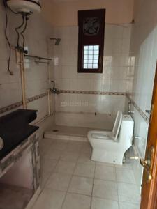 Image of 2000 Sq.ft 3 BHK Independent House for rent in Sector 41, Noida for Rs. 36000