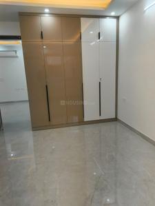 Bedroom Image of 2200 Sq.ft 4 BHK Apartment / Flat for sale in DDA Sector C Pocket 8, Vasant Kunj New Delhi for Rs. 49500000