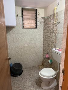 Bathroom Image of 2000 Sq.ft 3 BHK Apartment / Flat for rent in Science City Ahmedabad for Rs. 45000