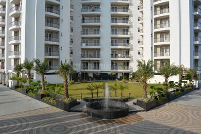 Building Image of 3240 Sq.ft 5 BHK Penthouse for sale in Spacetech Edana, Alpha I Greater Noida for Rs. 30000000