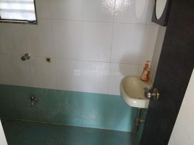 Bathroom Image of 590 Sq.ft 1 BHK Apartment / Flat for rent in Suncity Mercury Building, Powai Mumbai for Rs. 45000