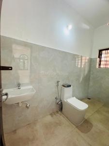 Bathroom Image of 2700 Sq.ft 4 BHK Independent House for sale in Kadavanthra Kochi for Rs. 26000000