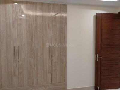 Bedroom Image of 1800 Sq.ft 3 BHK Builder Floor for sale in Safdarjung Enclave New Delhi for Rs. 60000000